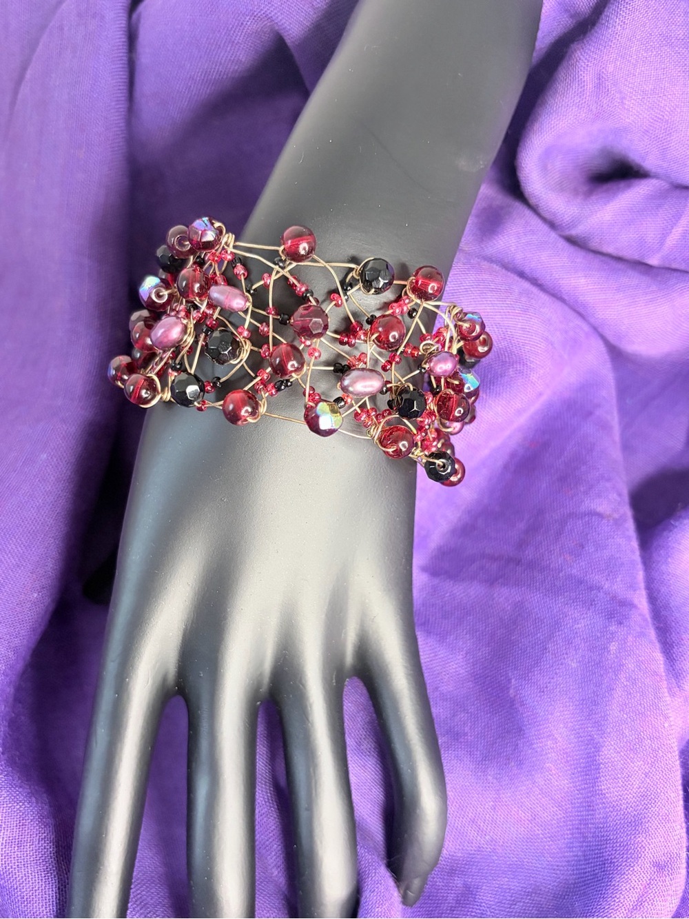 Handcrafted Red Beaded Cluster Bracelet - Women Jewelry- 2.5"